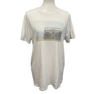 Old Navy Mens Large PolyCotton Boom Box Short Sleeve Crew Neck Tee Shirt